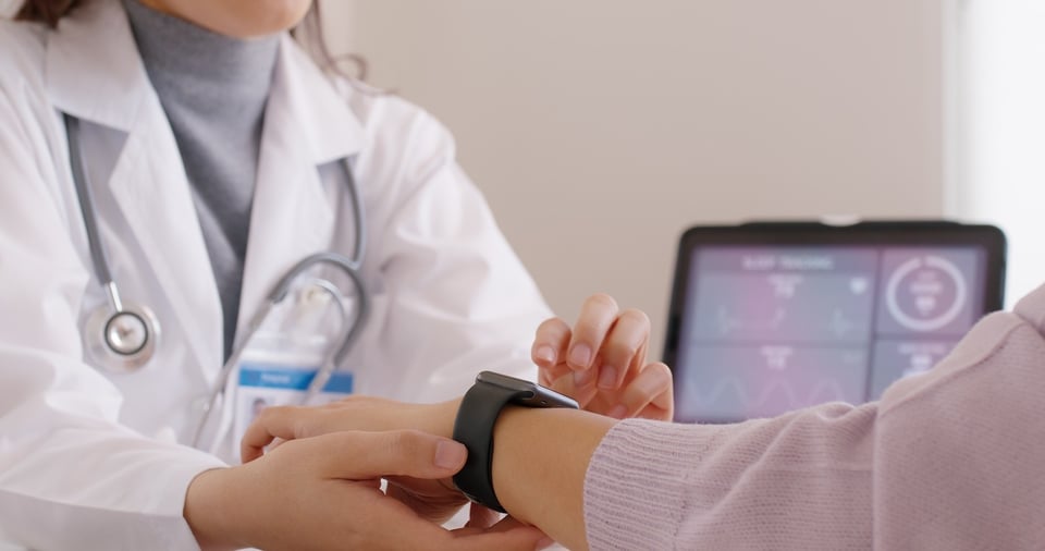 smart watch patient with doctor